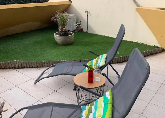 588 2 Pers Heliopolis D Rez-de-chaussee Proche Agde